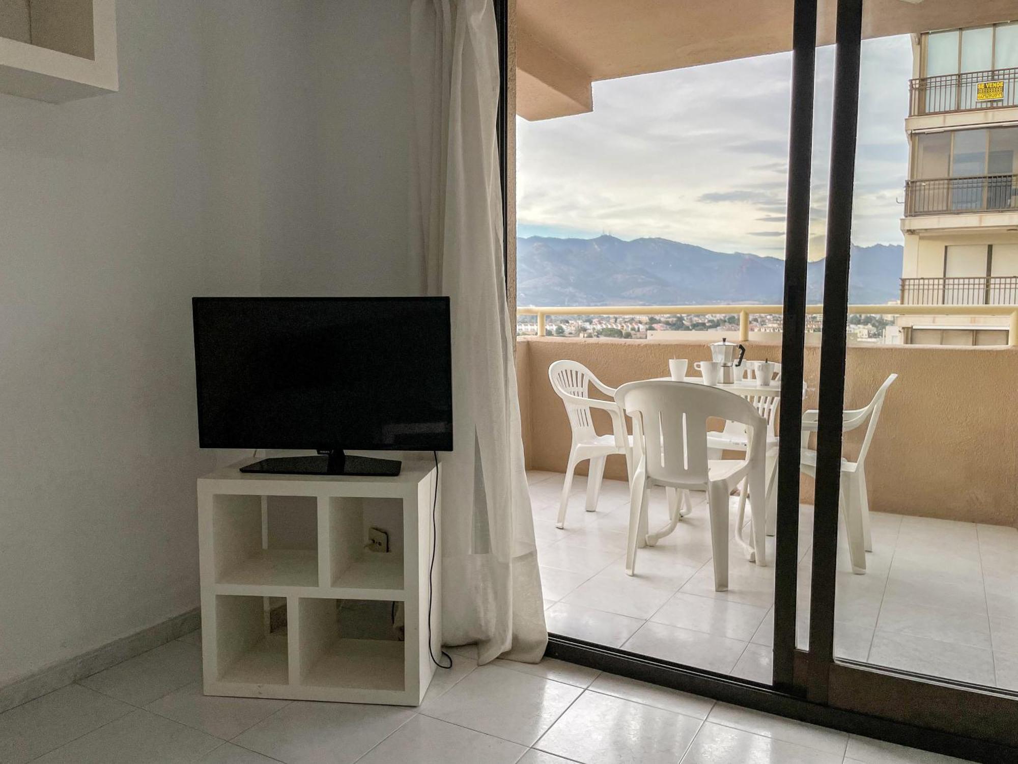 Apartamentos Benicassim 3000 Экстерьер фото